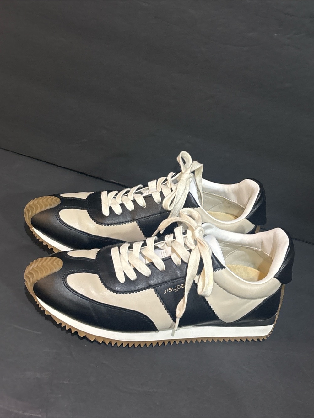 JSlides Women’s Sneakers Black Ivory Leather Lace Up Size 8